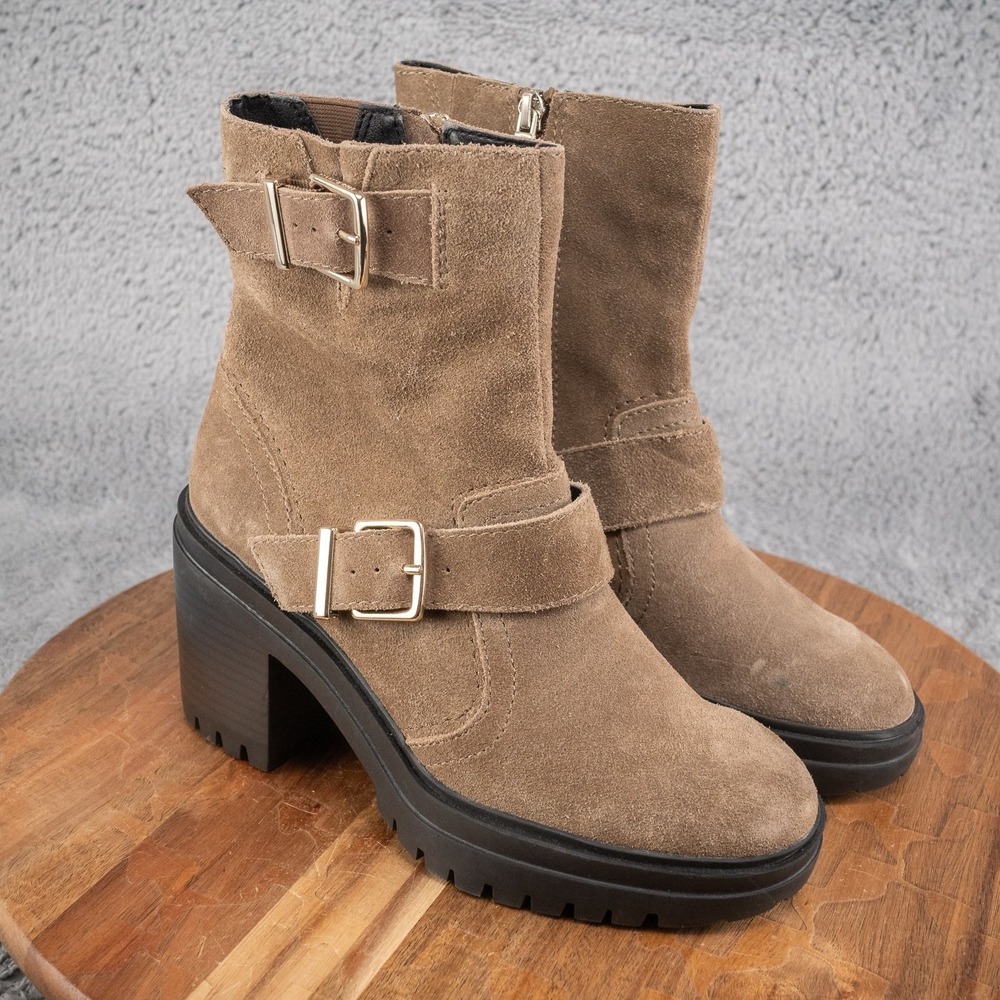 Kenneth Cole "Rhode" Suede Ankle Boots Double Buckle Lug Polar‎ Grip Sole Sz 5.5